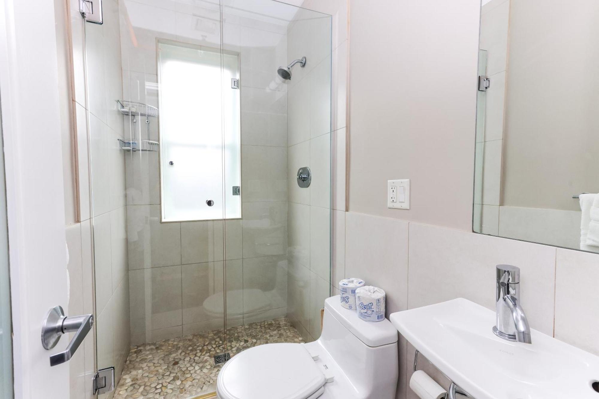 Furnished Newbury Street Studio, #6 بوسطن المظهر الخارجي الصورة