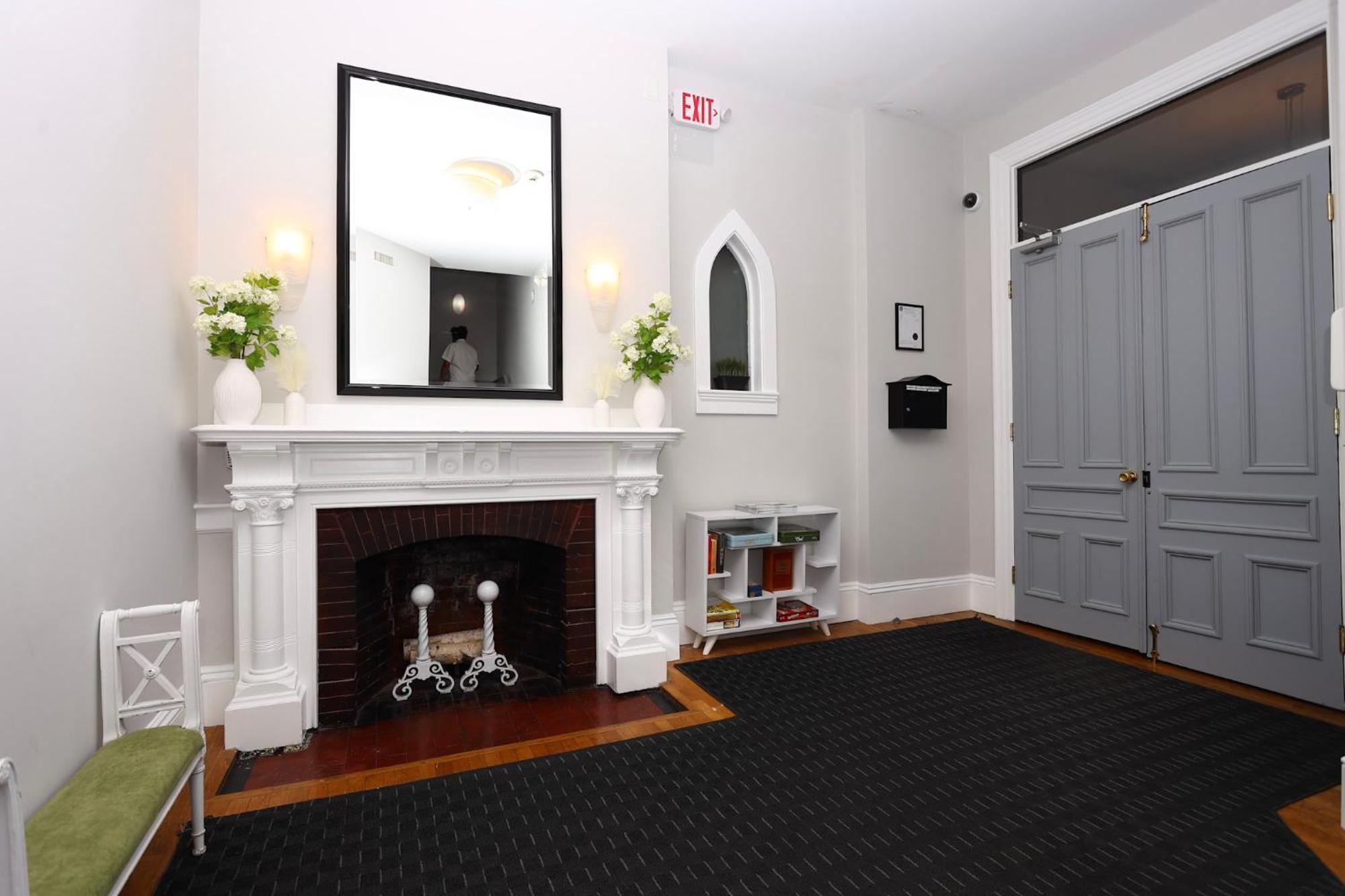 Furnished Newbury Street Studio, #6 بوسطن المظهر الخارجي الصورة