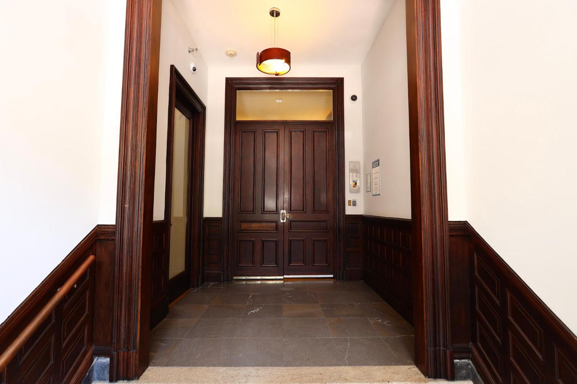 Furnished Newbury Street Studio, #6 بوسطن المظهر الخارجي الصورة